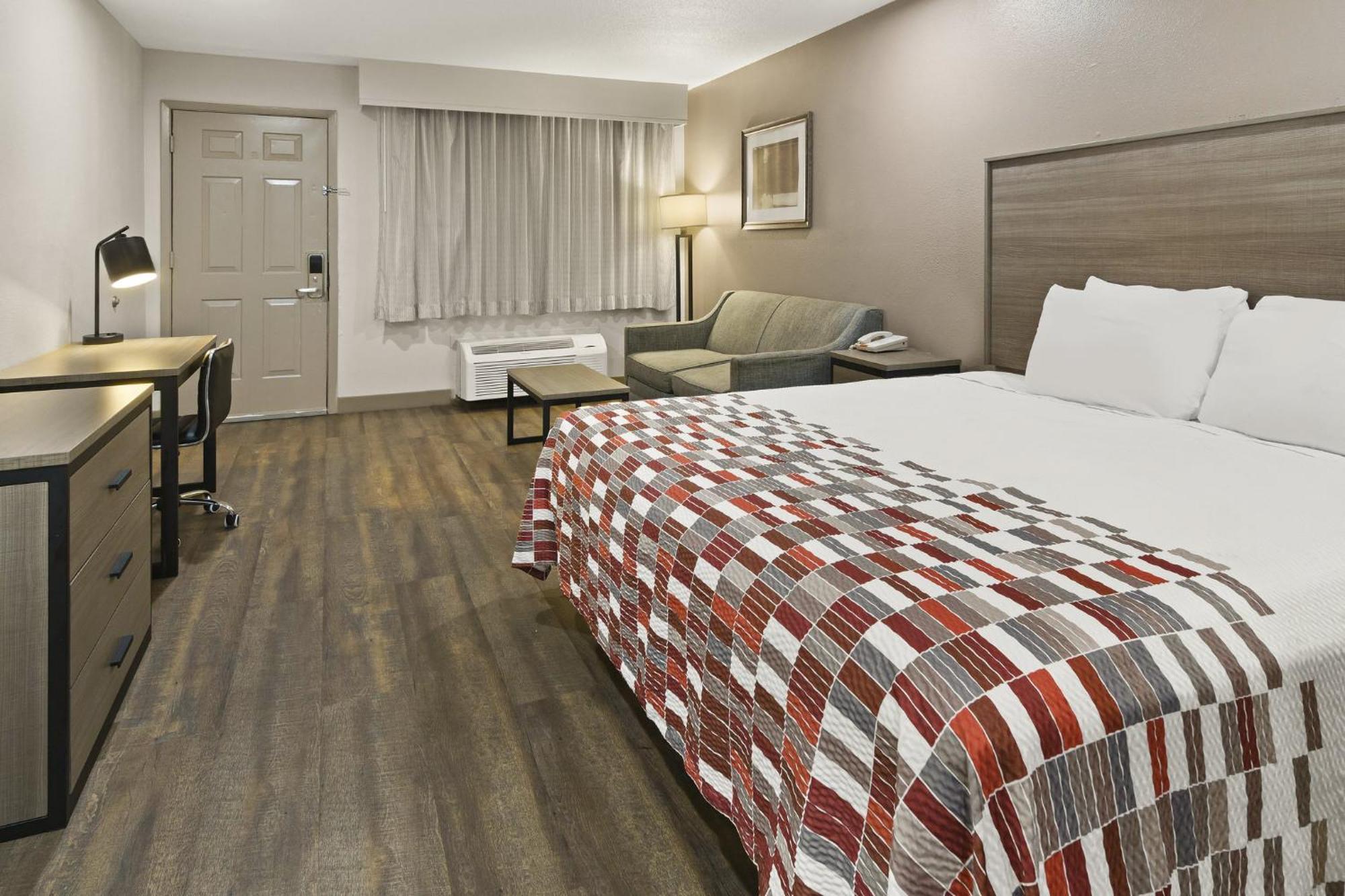 Red Roof Inn & Suites Irving - Dfw Airport South Kültér fotó