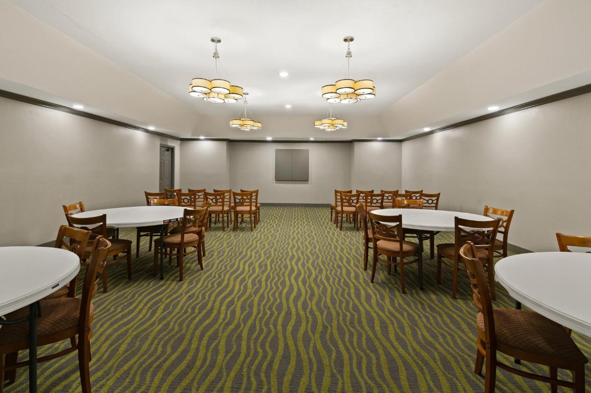 Red Roof Inn & Suites Irving - Dfw Airport South Kültér fotó